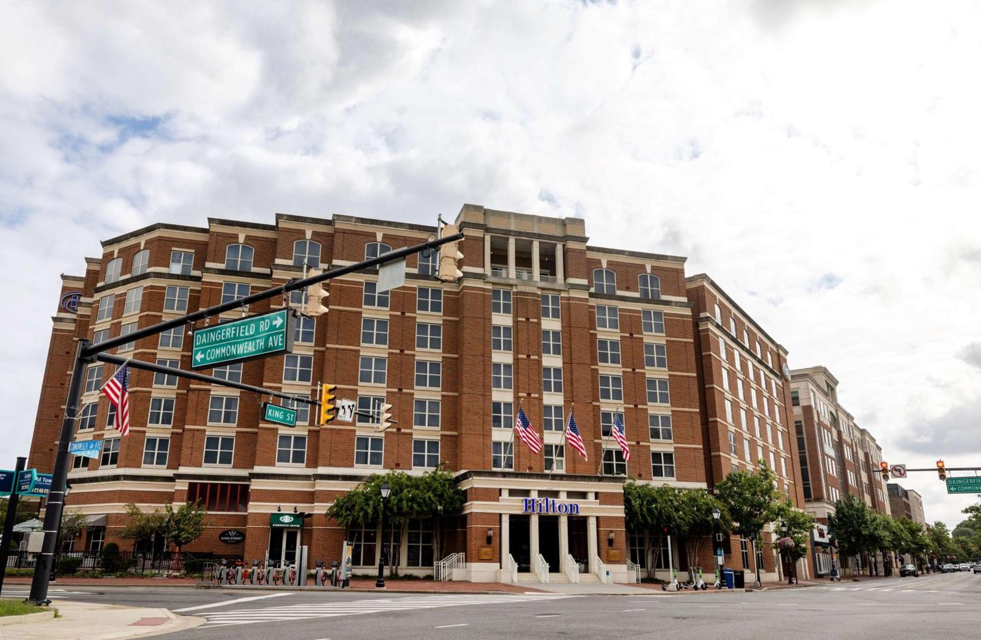 Hilton Alexandria Old Town Hotel Exterior photo