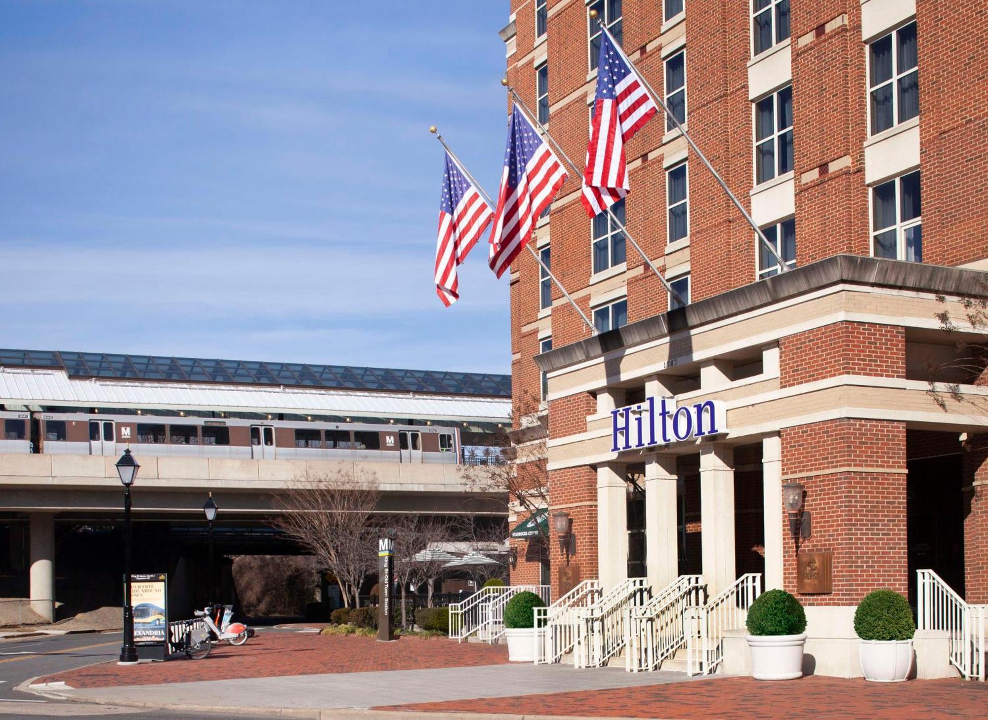 Hilton Alexandria Old Town Hotel Exterior photo